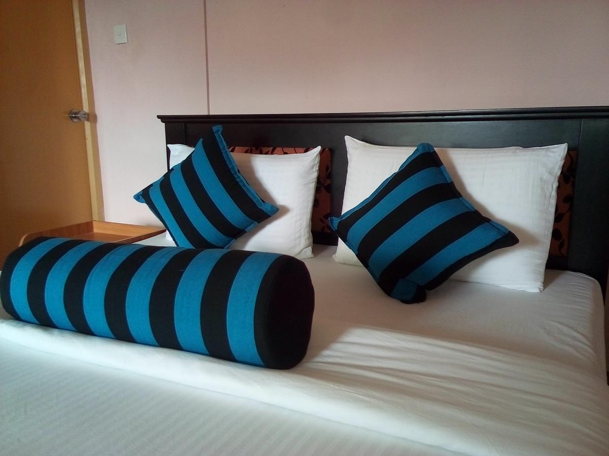Blue Ribbon Homestay เอลลา ภายนอก รูปภาพ