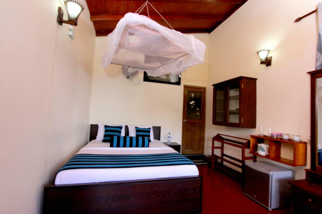 Blue Ribbon Homestay เอลลา ภายนอก รูปภาพ